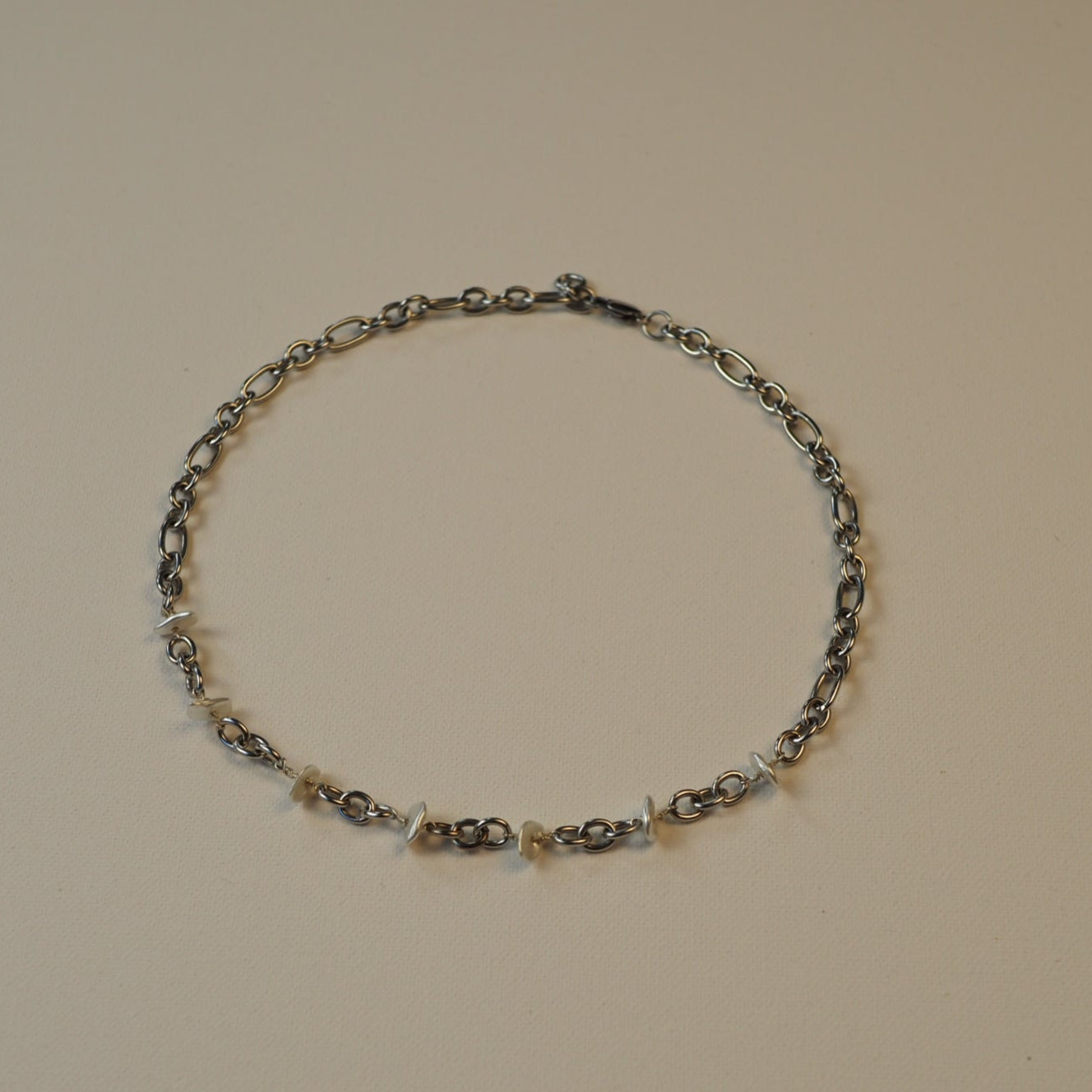 Metal Choker with Discs