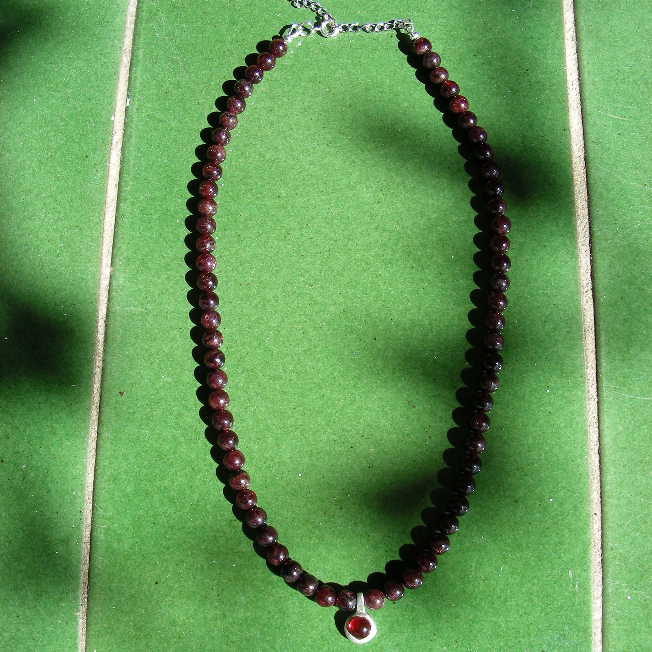 Salome - Garnet Necklace