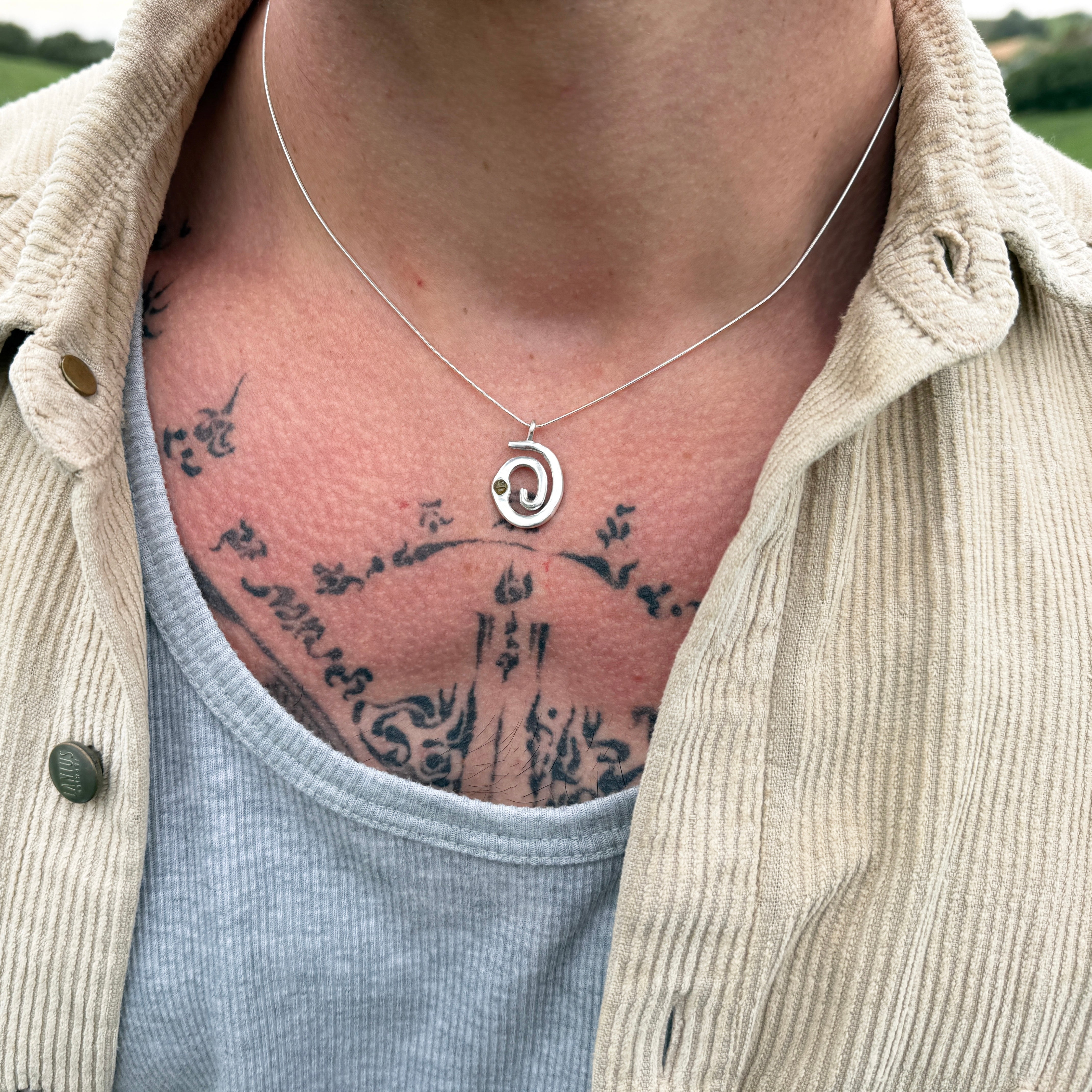 Nia - Olivine Spiral Necklace