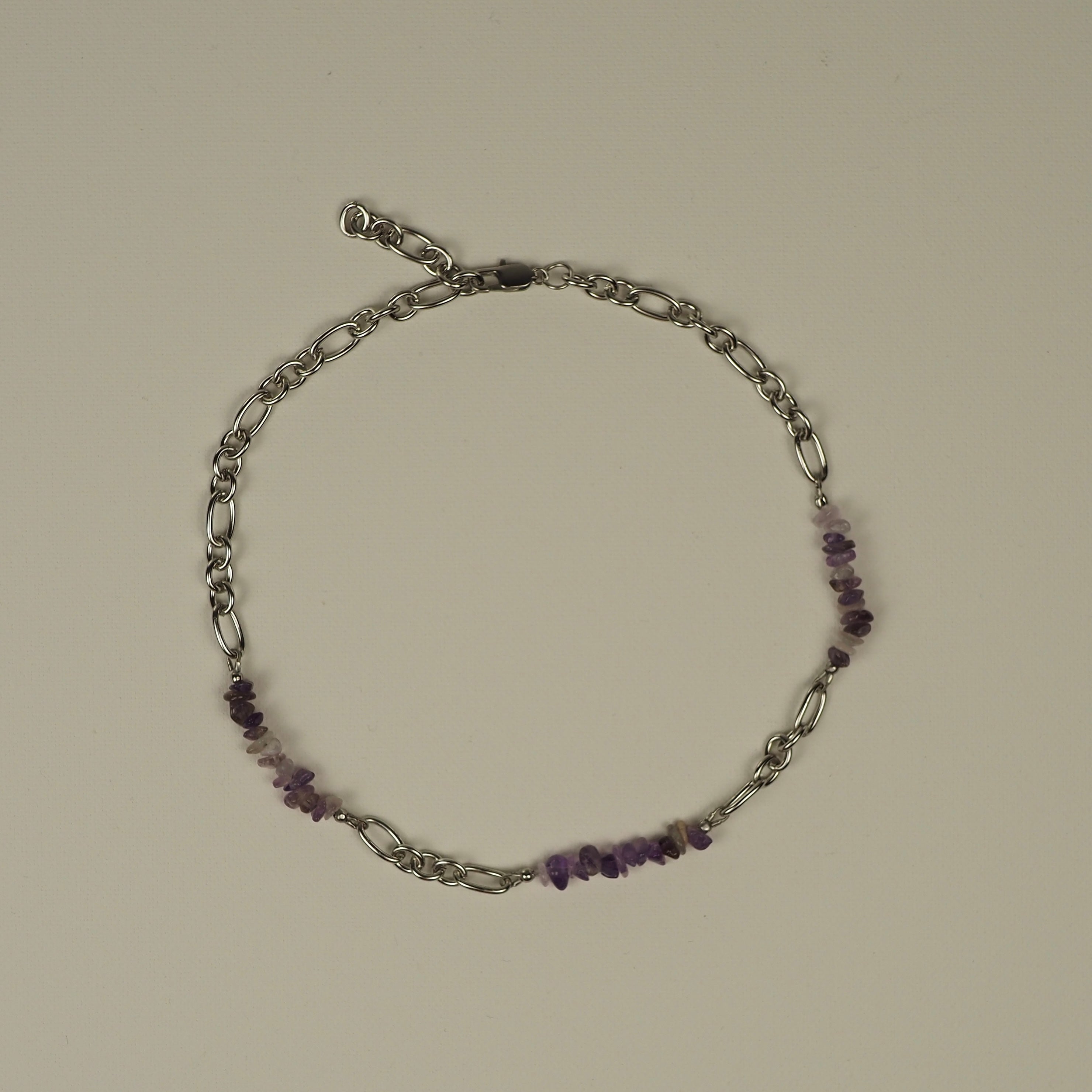 Metal Choker with Triple Stone Detail