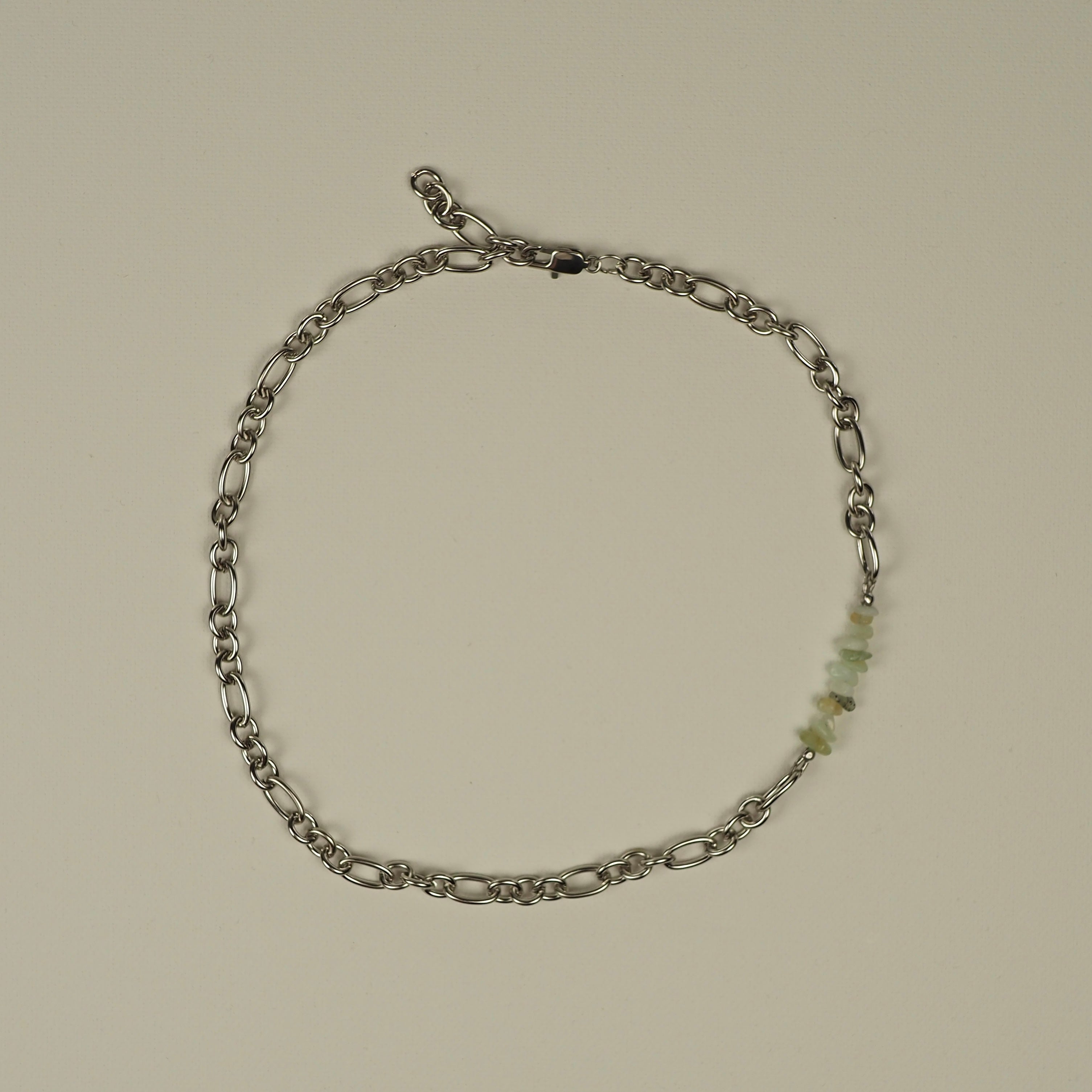 Metal Choker with Single Stone Detail